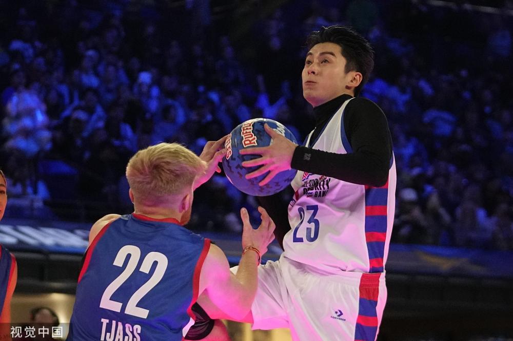 谢晖等足球 谢晖等足球